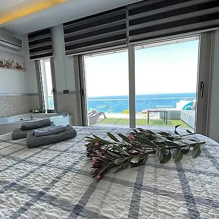 Mavi Panorama Çeşme