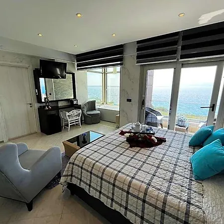 Mavi Panorama Çeşme